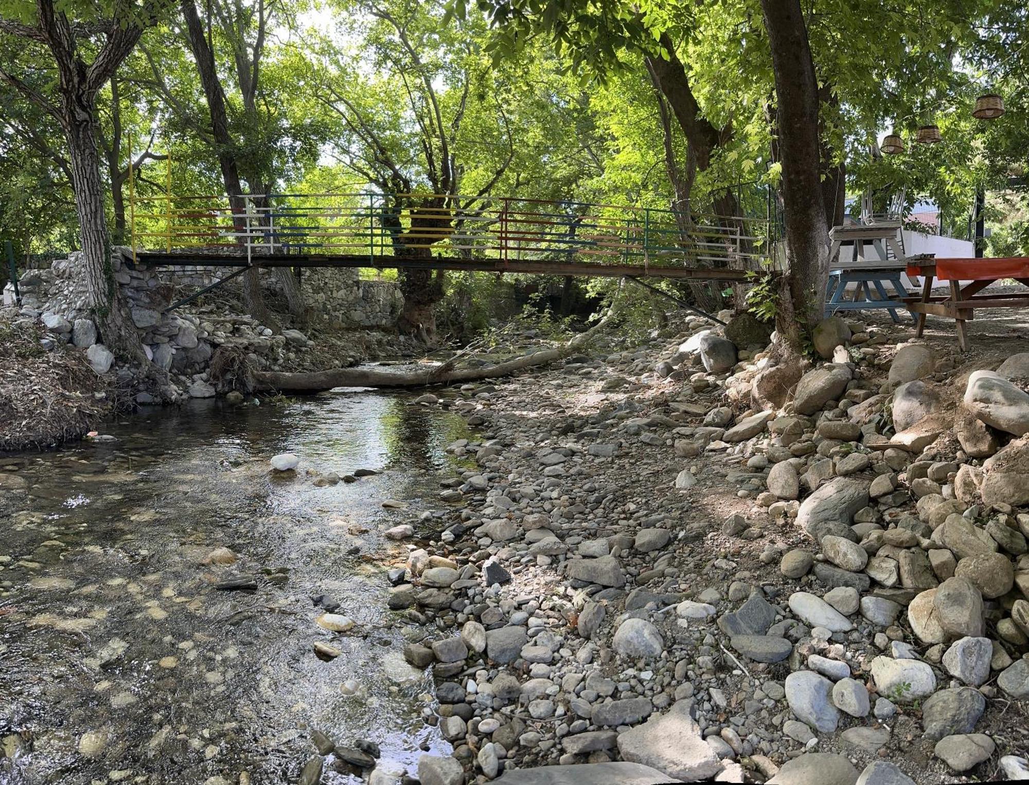 Sakliderebutikotel エドレミト エクステリア 写真